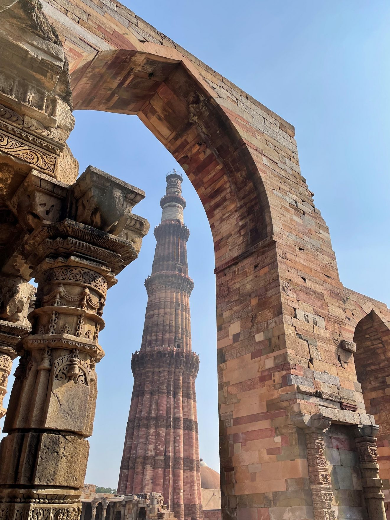 Delhis Qutab Minar India Photo © Andrew Rowdon
